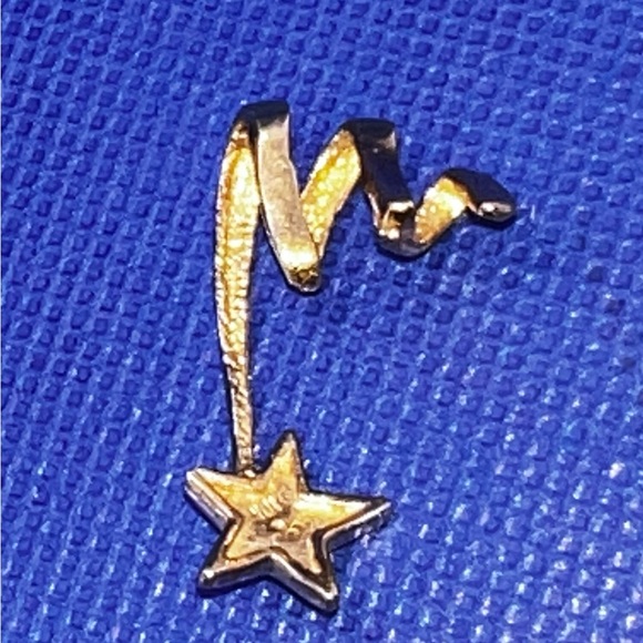 10K W/Y Gold Shooting Star Slide Pendant - Picture 16 of 16